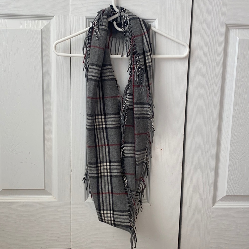 Grey Plaid Scarf